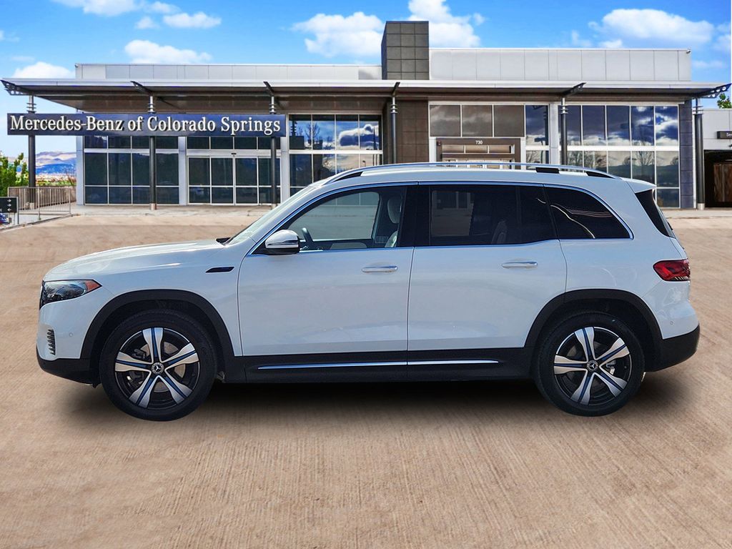 2023 Mercedes Benz EQB 300 4MATIC photo 4