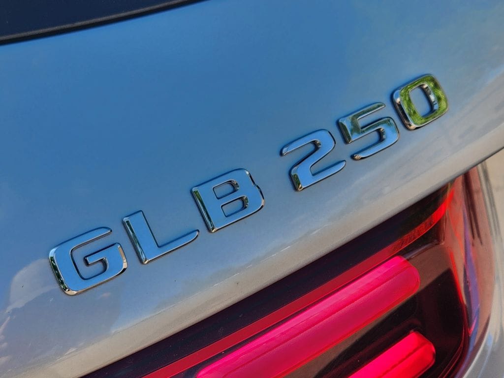 2025 Mercedes-Benz GLB Base - Photo 11