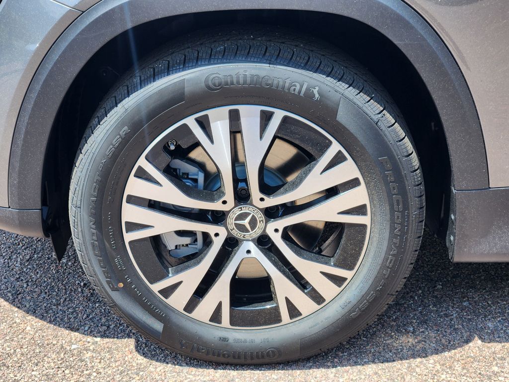 2025 Mercedes-Benz GLB Base - Photo 10