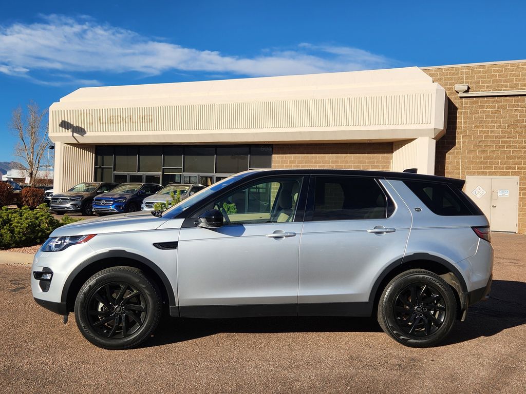 2019 Land Rover Discovery Sport HSE photo 3