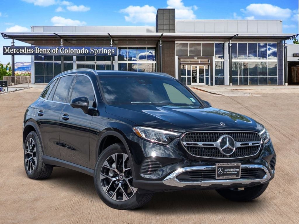 2026 Mercedes-Benz GLC GLC 350e 4MATIC's photo