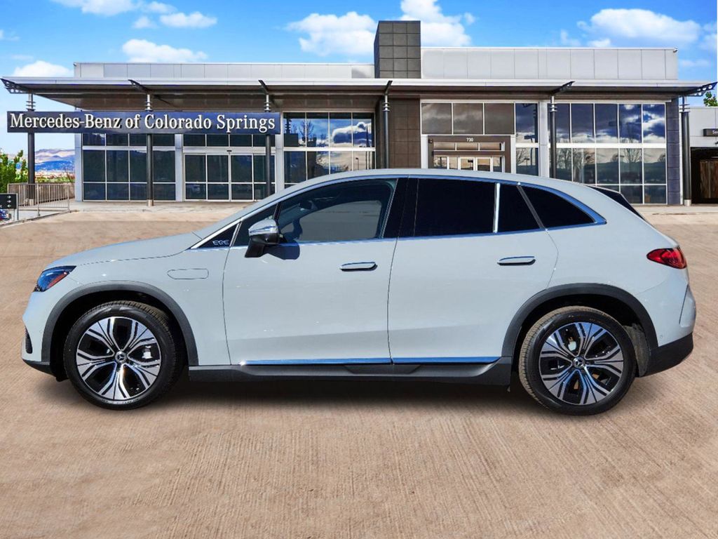 2025 Mercedes Benz 350 4MATIC photo 4