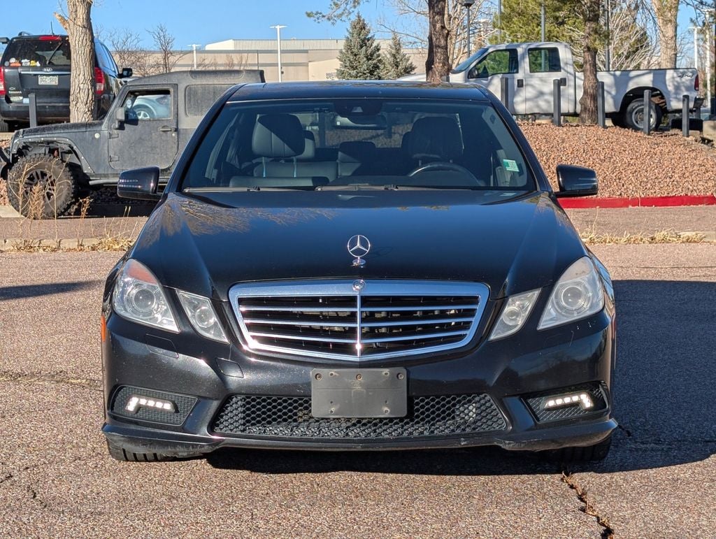 2010 Mercedes Benz E Sedan photo 2