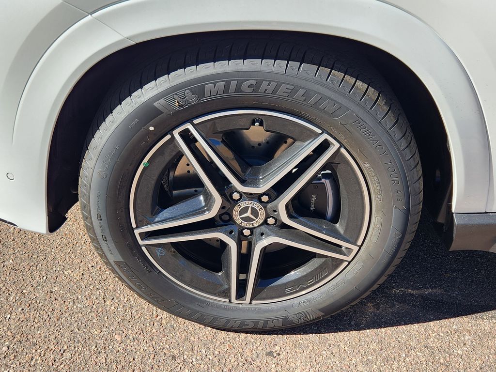 2026 Mercedes-Benz GLE GLE450 - Photo 10
