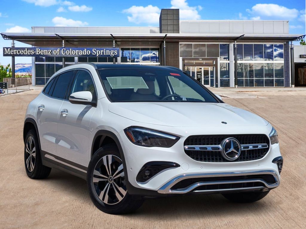 2026 Mercedes-Benz GLA GLA 250 4MATIC's photo