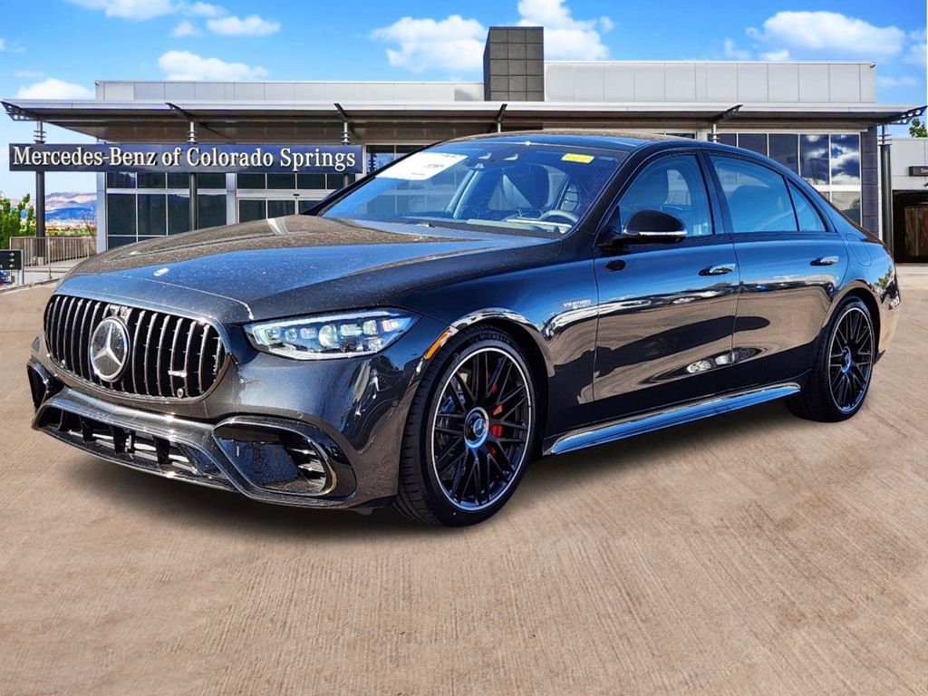 2025 Mercedes Benz S AMG 63 photo 3