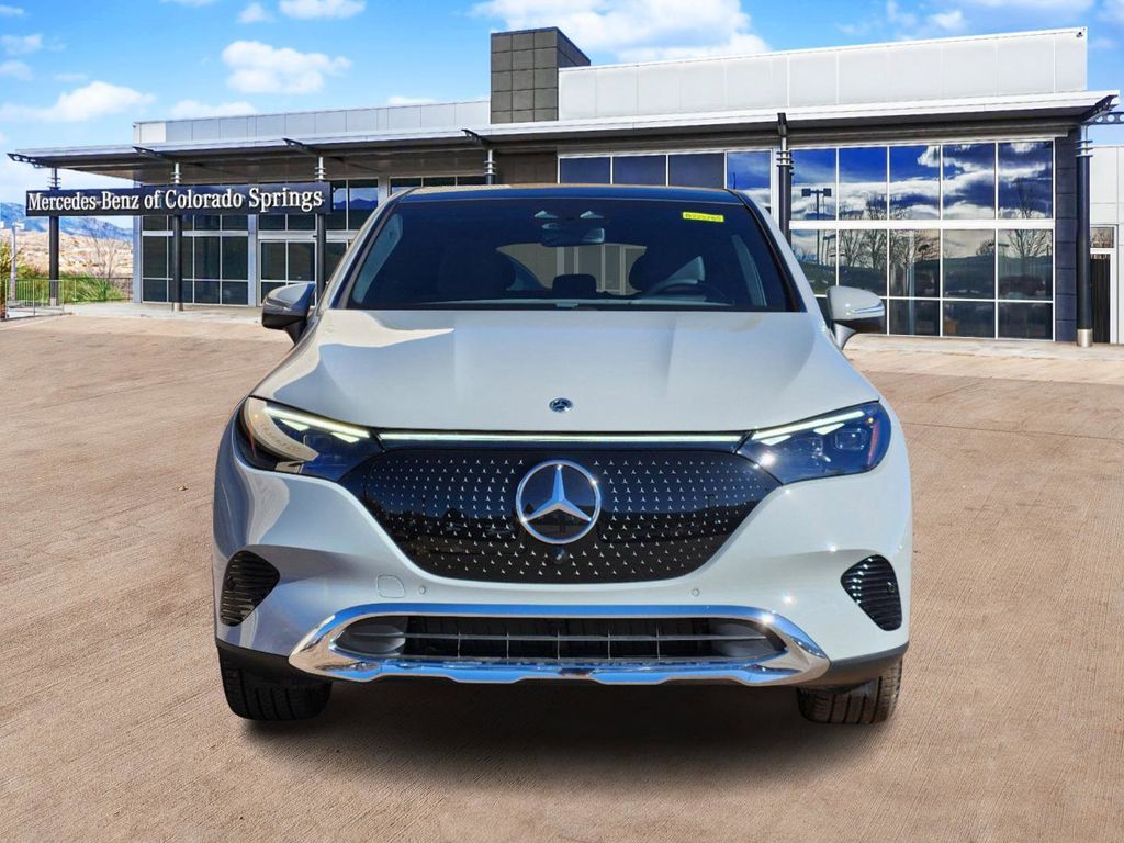 2025 Mercedes Benz 350 4MATIC photo 2
