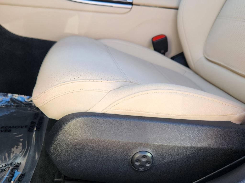 2025 Mercedes-Benz C-Class Sedan C 300 - Photo 23
