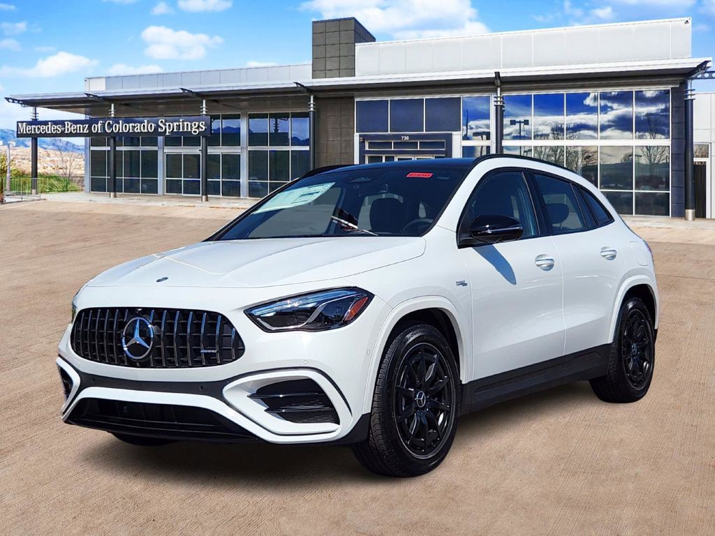 2026 Mercedes Benz GLA AMG 35 4MATIC photo 2