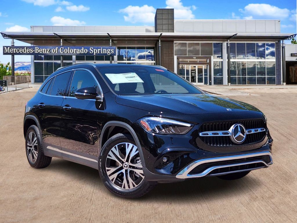 2026 Mercedes-Benz GLA GLA 250's photo