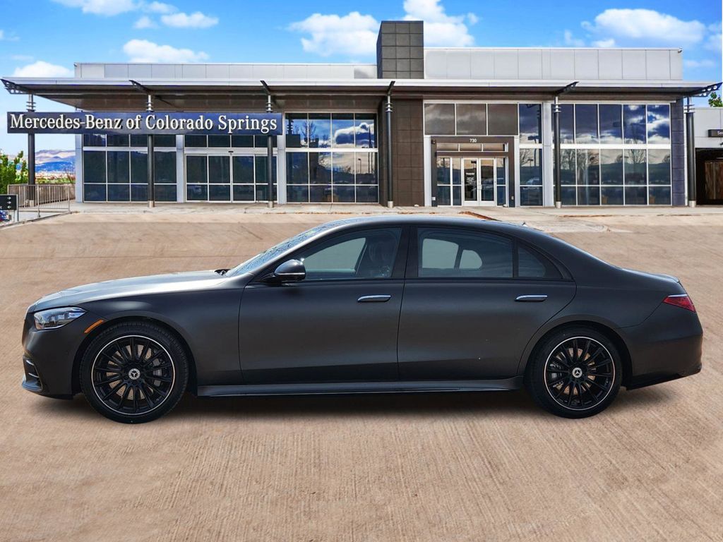 2025 Mercedes Benz S 450 580 4MATIC photo 4