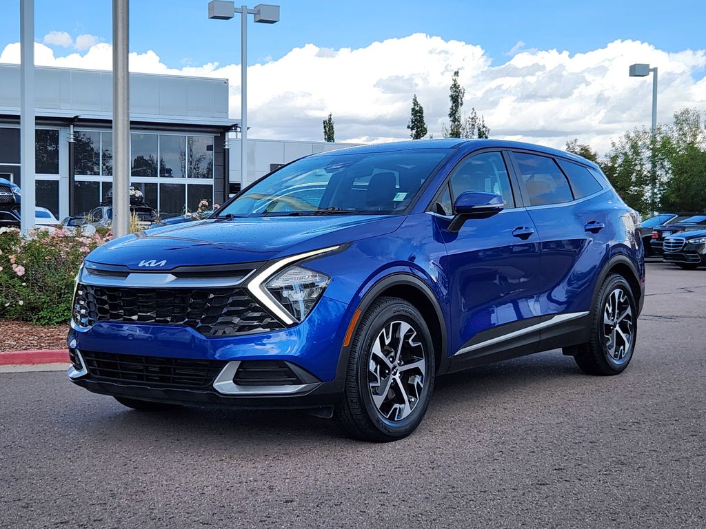 2023 Kia Sportage EX photo 2