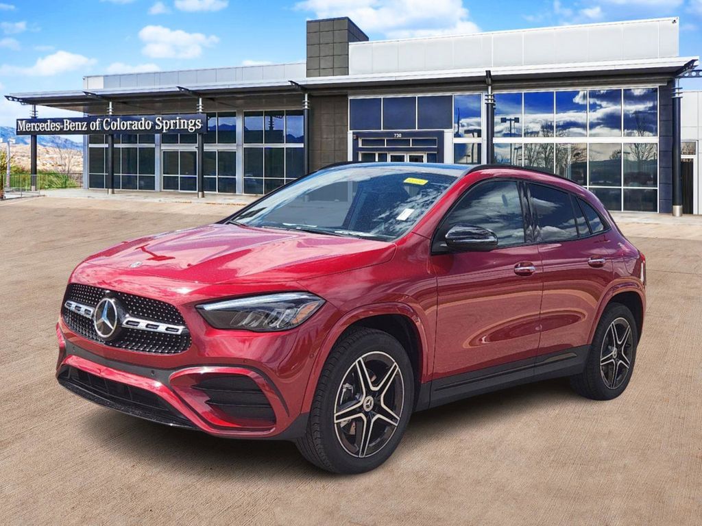 2025 Mercedes Benz GLA 250 4MATIC photo 3