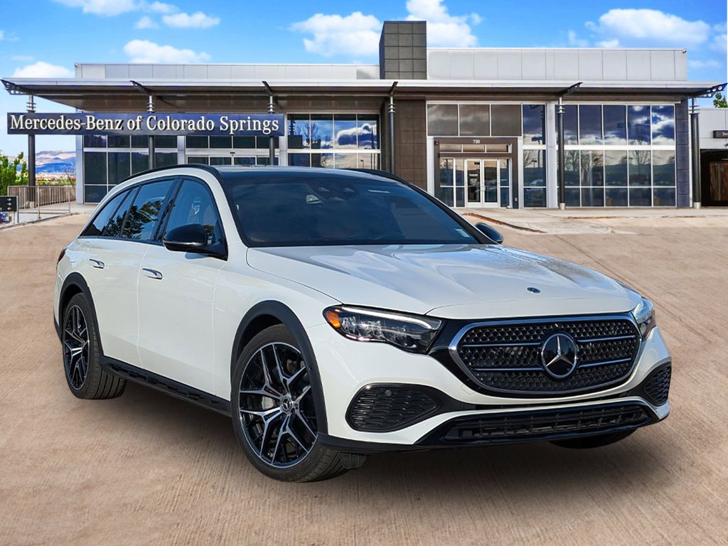 2025 Mercedes-Benz E-Class E450 All-Terrain's photo