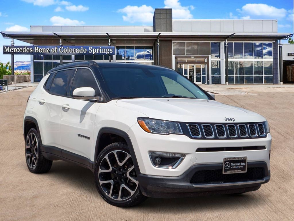 2018 Jeep Compass Limited's photo