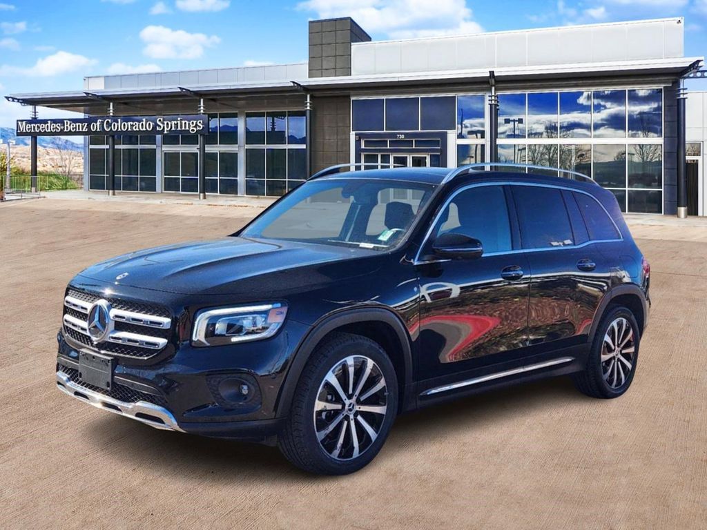 2023 Mercedes Benz GLB 250 4MATIC photo 3