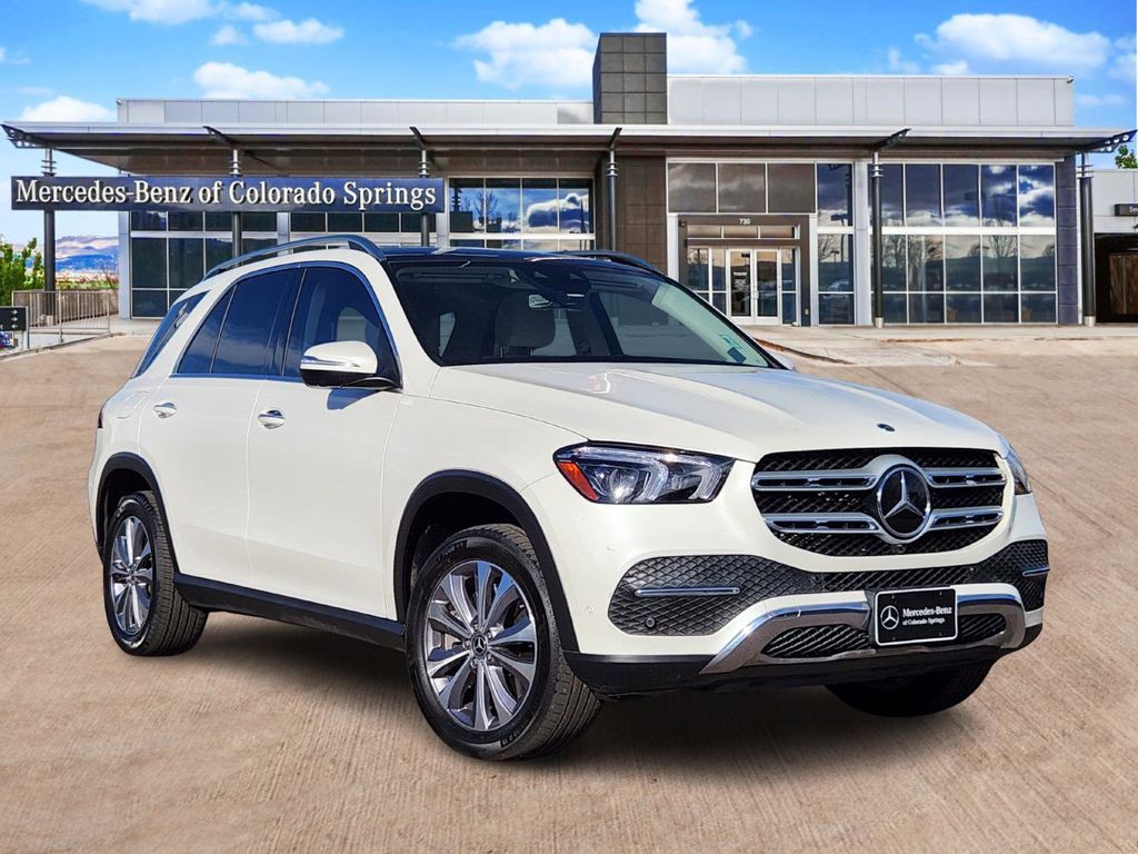 2022 Mercedes-Benz GLE GLE450's photo