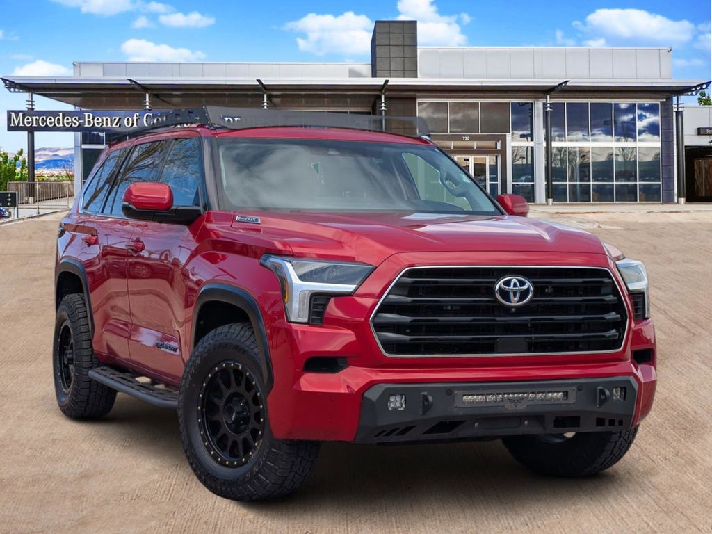 2023 Toyota Sequoia SR5