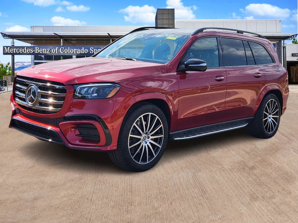 2025 Mercedes Benz GLS 450 4MATIC photo 3