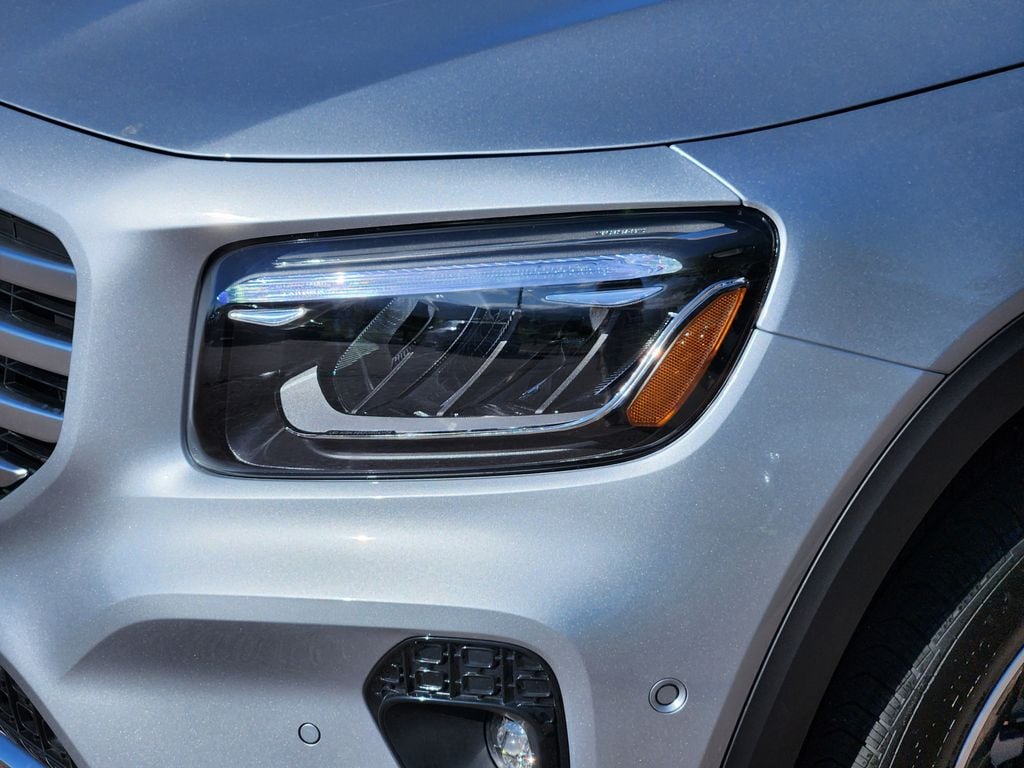 2025 Mercedes-Benz GLB Base - Photo 8