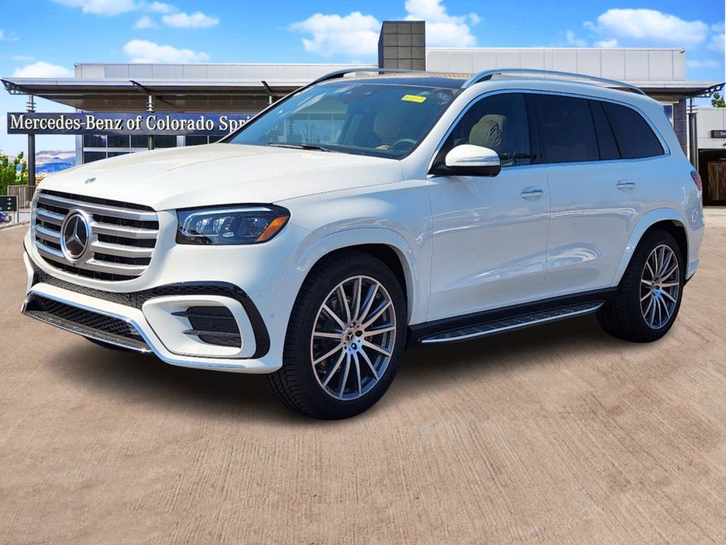 2025 Mercedes Benz GLS 450 4MATIC photo 3
