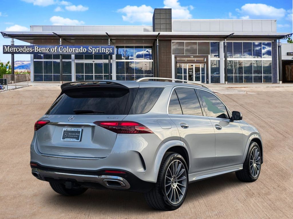 2024 Mercedes Benz GLE 4MATIC 450 photo 3