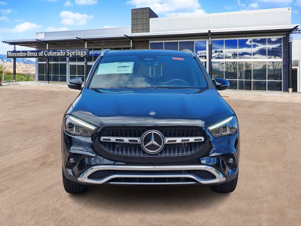 2026 Mercedes Benz GLA 250 4MATIC photo 2