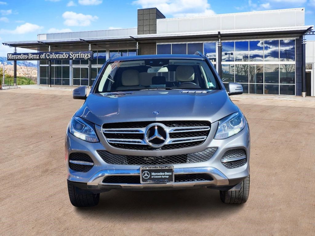 2016 Mercedes Benz GLE 350 4MATIC photo 2
