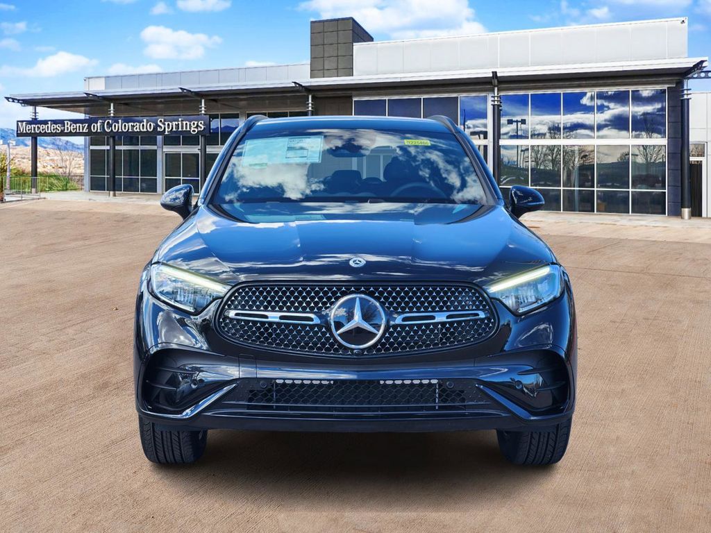 2025 Mercedes Benz GLC 350e 4MATIC photo 2