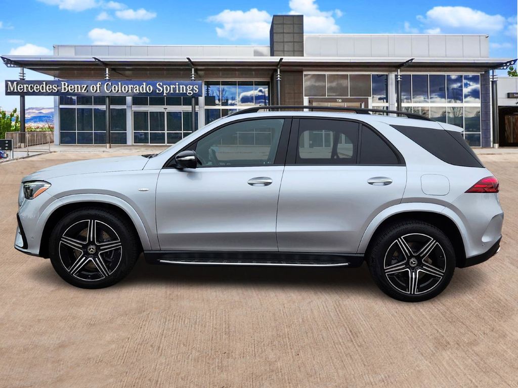 2025 Mercedes Benz GLE 450e 4MATIC photo 4