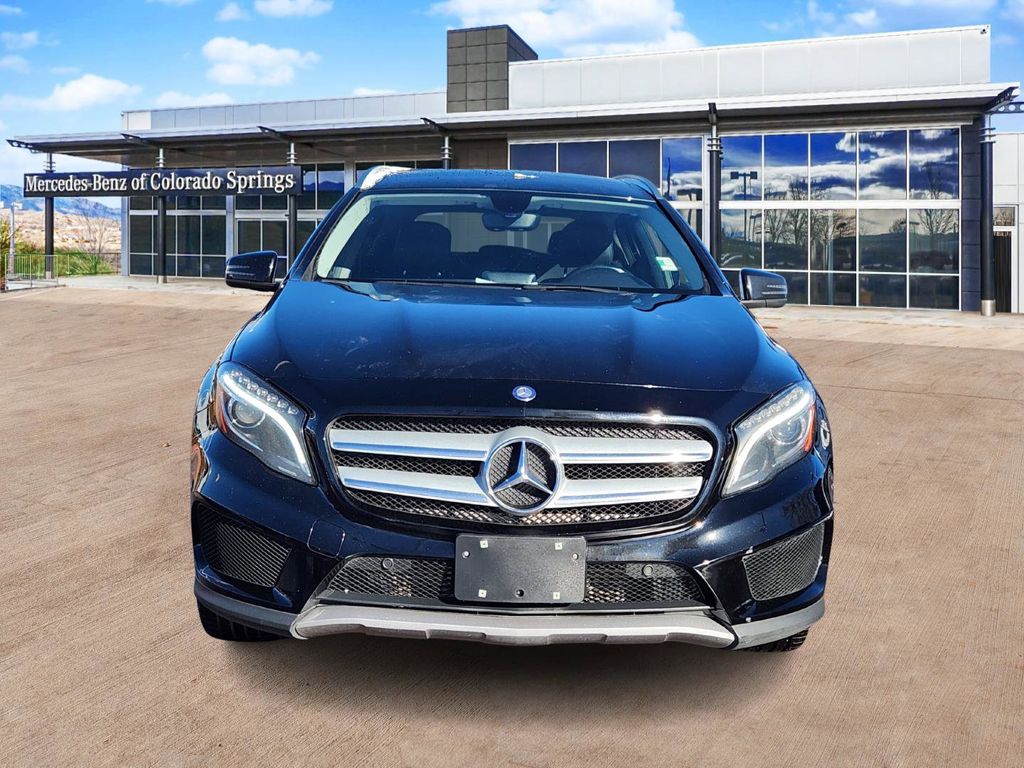 2015 Mercedes Benz GLA 250 4MATIC photo 2