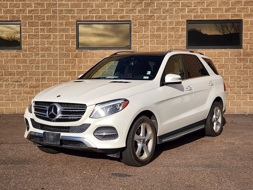 2018 Mercedes Benz GLE 350 4MATIC photo 2