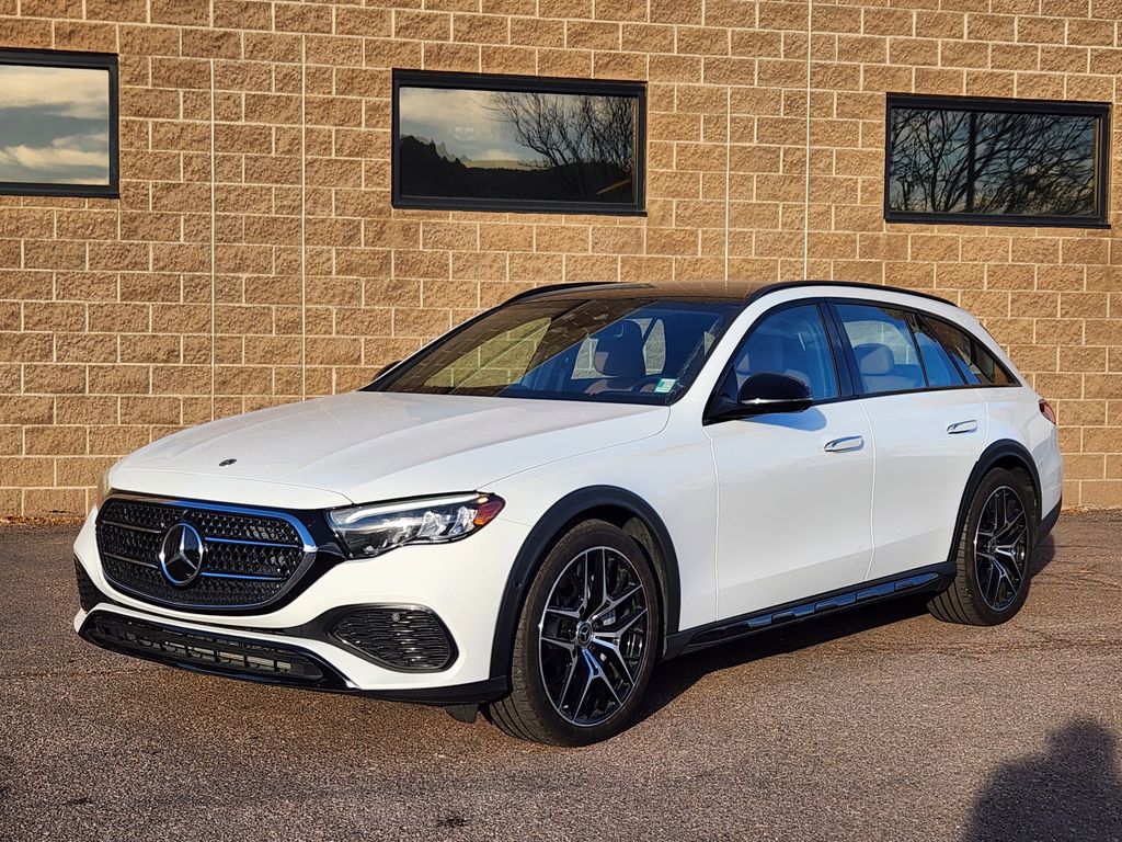 2025 Mercedes Benz E 450 4MATIC All-Terrain Wagon photo 3