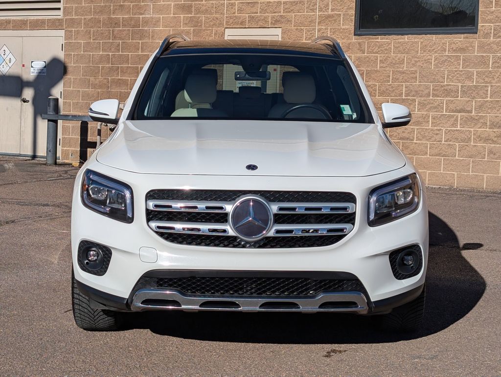 2022 Mercedes Benz GLB 250 4MATIC photo 3