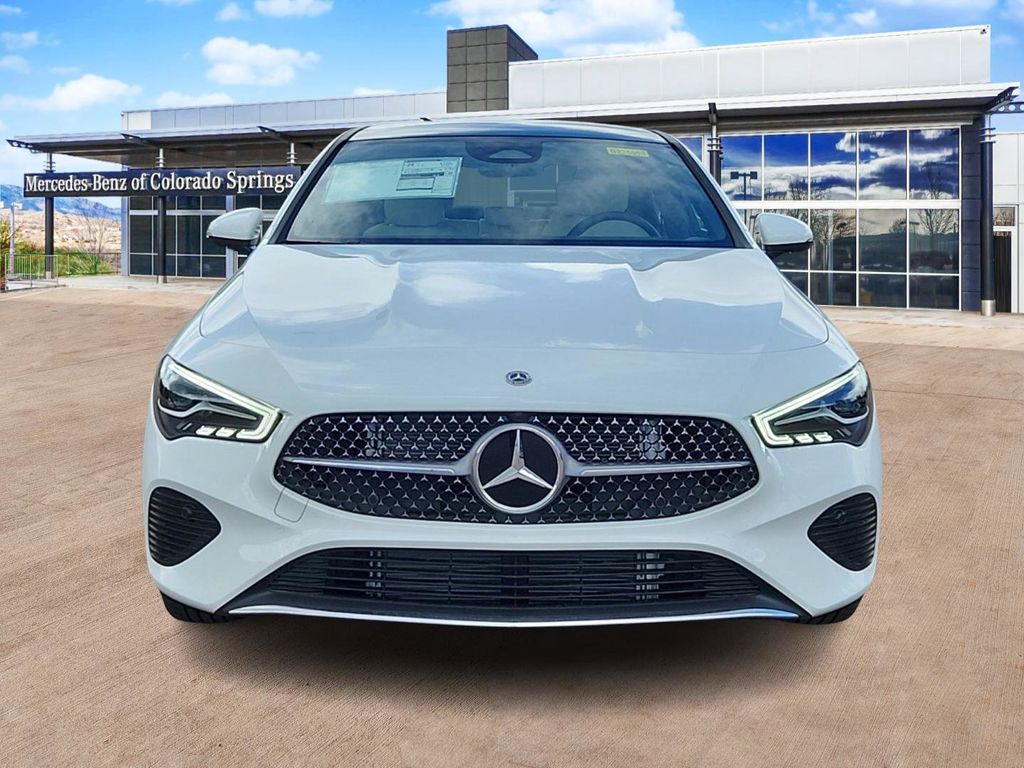 2025 Mercedes Benz CLA 250 4MATIC photo 2