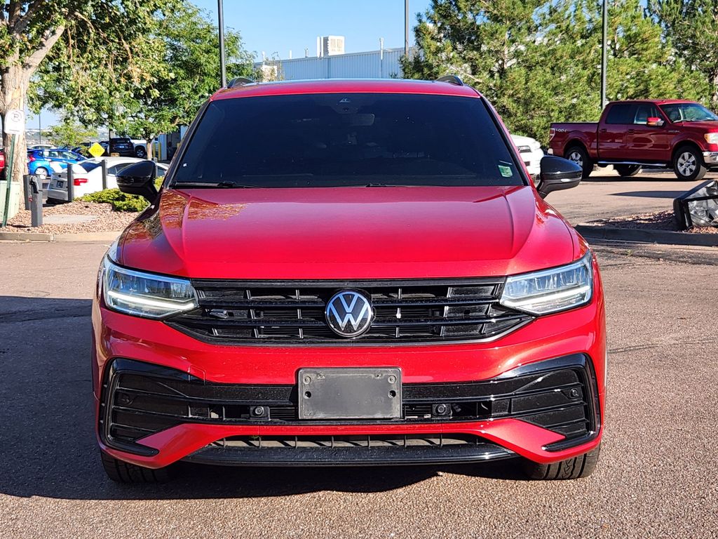 2024 Volkswagen Tiguan SE R-Line Black photo 2