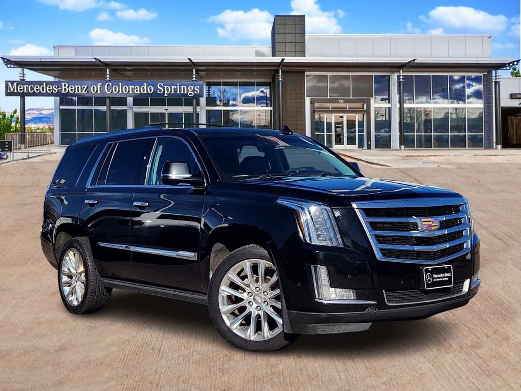 2018 Cadillac Escalade Premium Luxury's photo