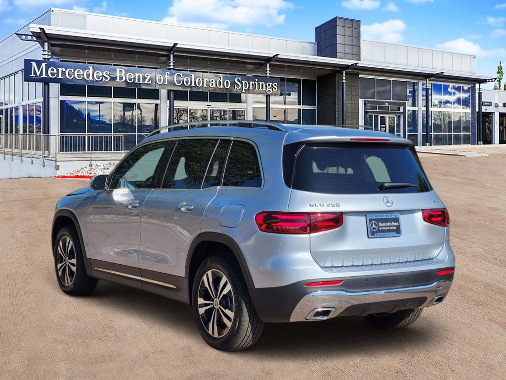 2025 Mercedes-Benz GLB Base - Photo 7
