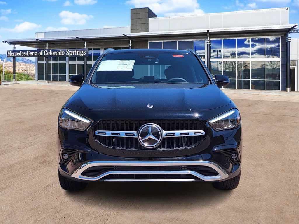 2026 Mercedes Benz GLA 250 4MATIC photo 2