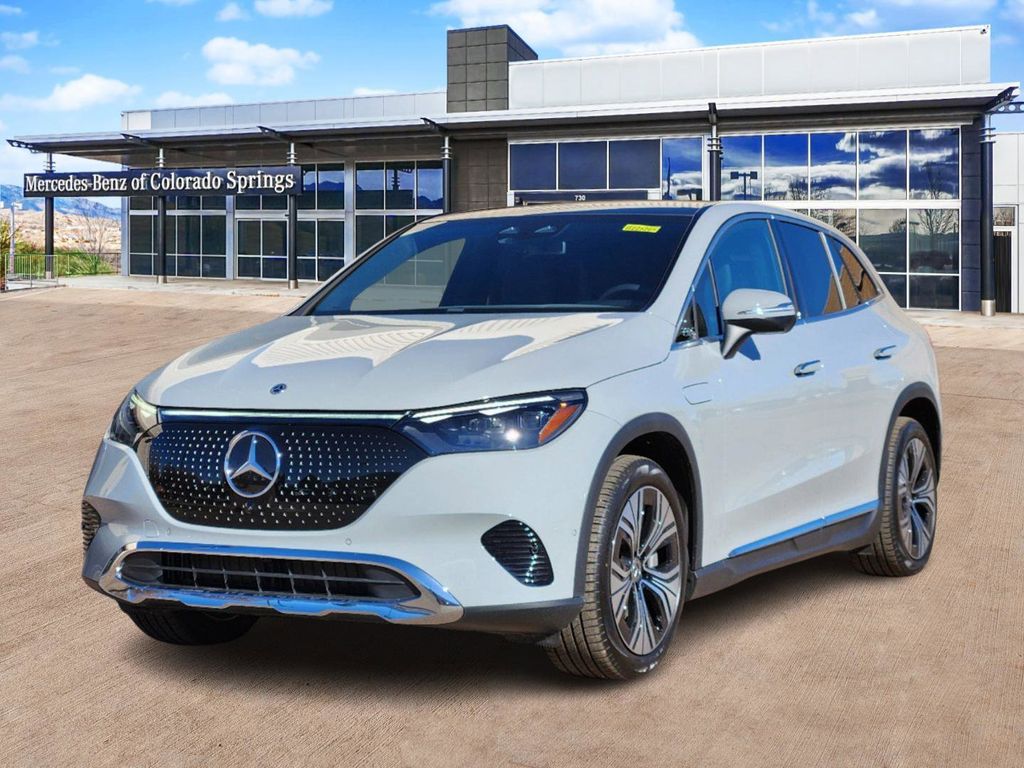 2025 Mercedes Benz 350 4MATIC photo 3