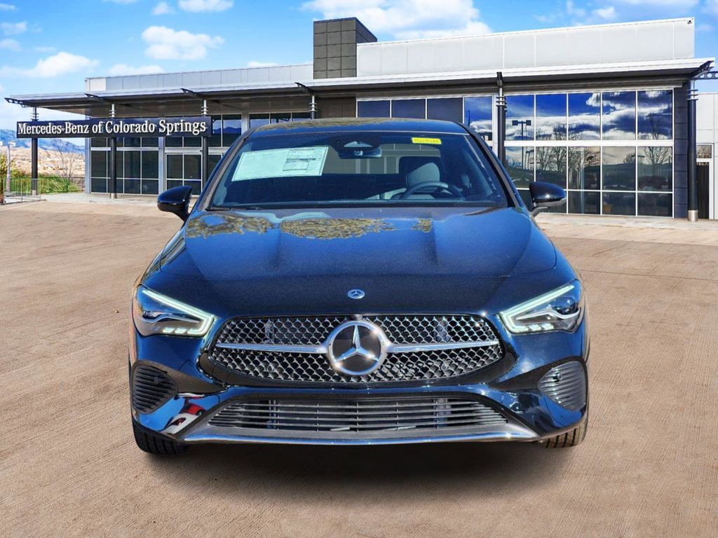 2025 Mercedes Benz CLA 250 4MATIC photo 2