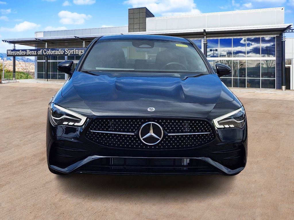 2025 Mercedes Benz CLA 250 4MATIC photo 2