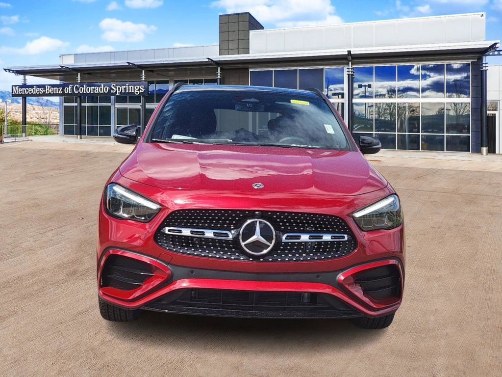 2025 Mercedes Benz GLA 250 4MATIC photo 2