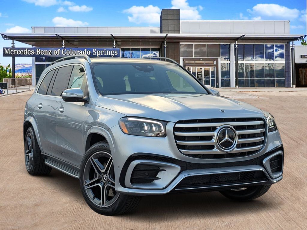 2026 Mercedes-Benz GLS Base