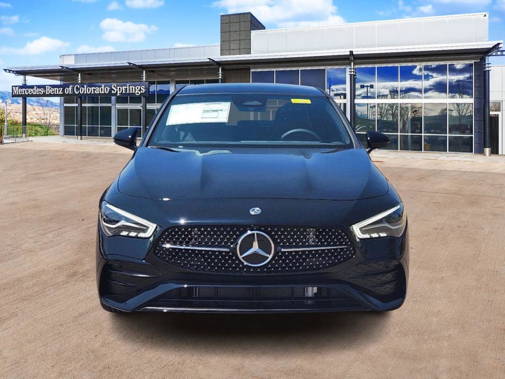 2025 Mercedes Benz CLA 250 4MATIC photo 2