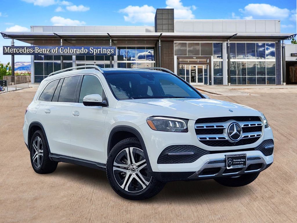 2023 Mercedes-Benz GLS Base's photo