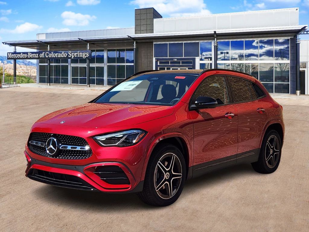 2026 Mercedes Benz GLA 250 4MATIC photo 3