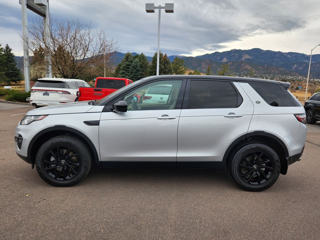 2019 Land Rover Discovery Sport HSE photo 3