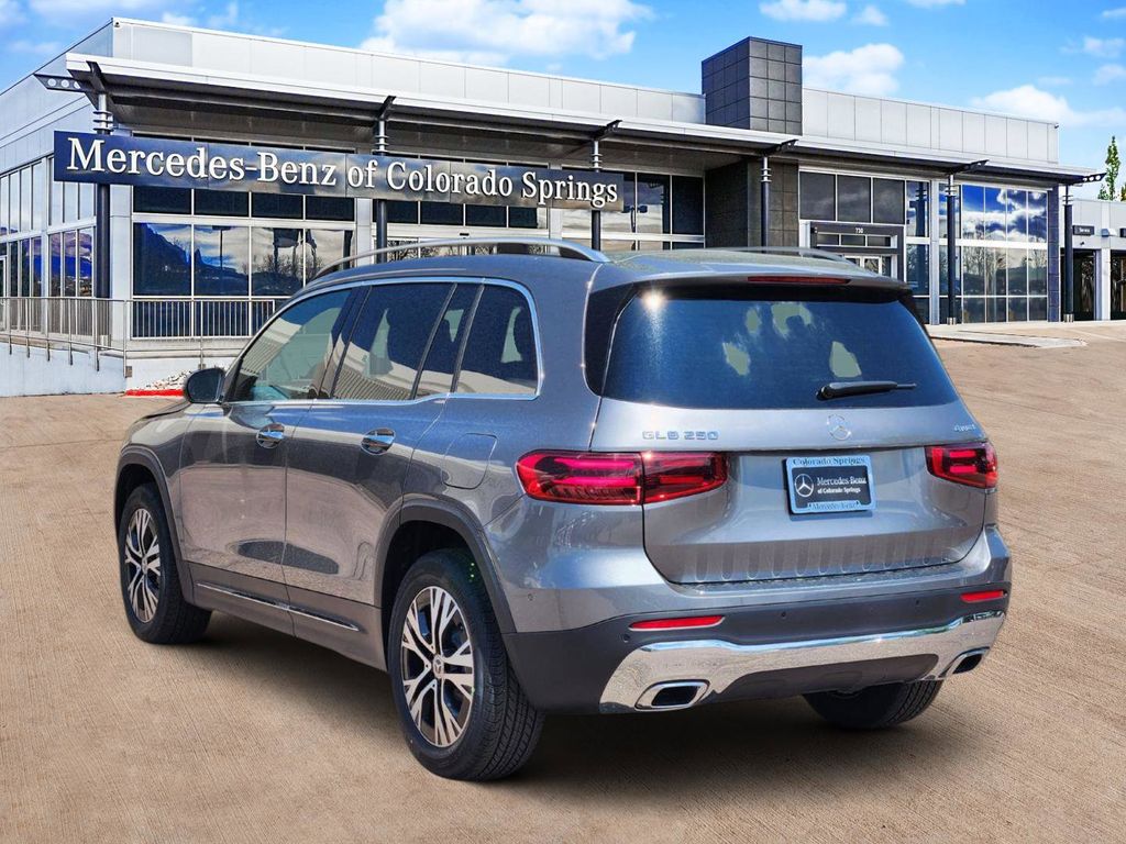 2025 Mercedes-Benz GLB Base - Photo 7