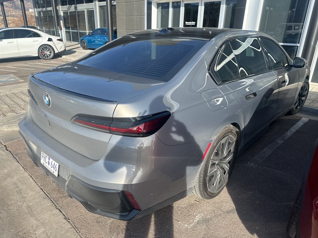 2024 Bmw 740i xDrive photo 3